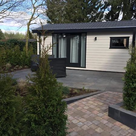 Huisjes Putten Reewold Chalet In Rustige En Mooie Omgeving Exterior photo