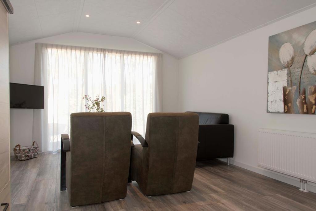 Huisjes Putten Reewold Chalet In Rustige En Mooie Omgeving Exterior photo